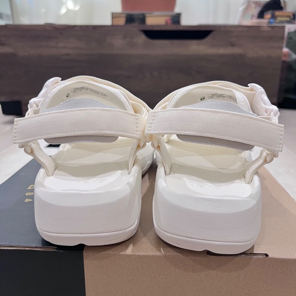 Teva Hurricane XLT Ampsole Volt Wedge Sandal - White - Picture 4 of 9